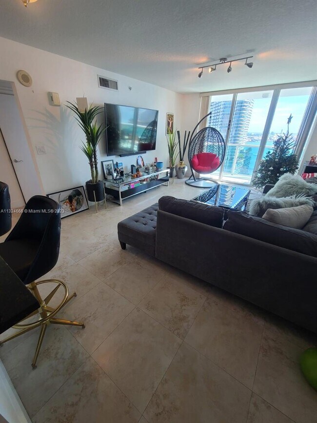 Foto del edificio - 31 SE 5th St