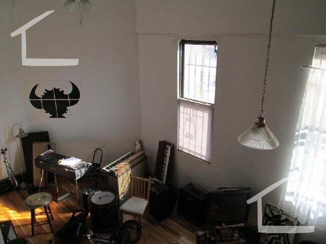 Foto del edificio - Nice 2 bed in South End