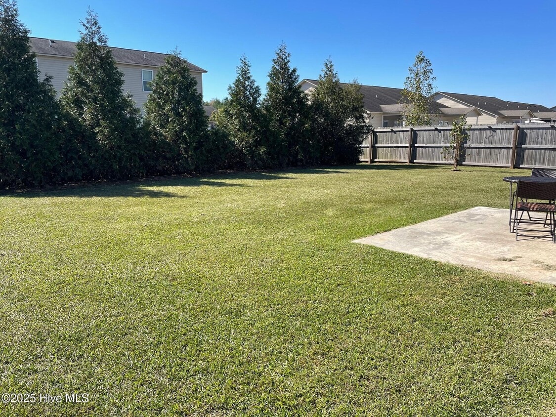 Foto del edificio - 2341 Great Laurel Ct