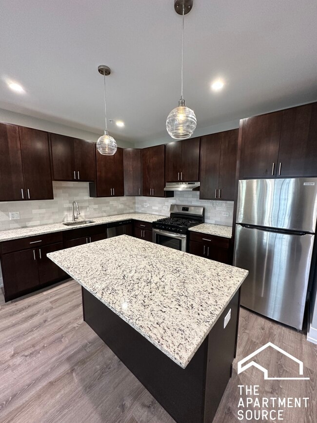 Foto del edificio - 1000 Crain St