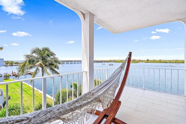 Foto del edificio - 2784 S Ocean Blvd