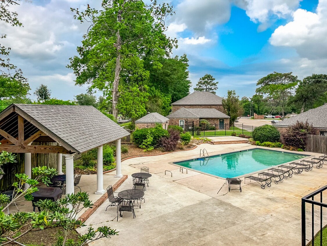 Foto principal - Fresh Painted Condo Near Moncus Park