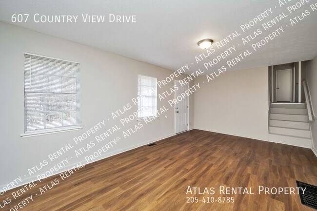 Foto del edificio - 607 Country View Dr NE