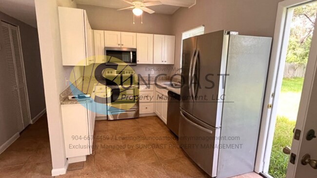 Building Photo - Save $200! Move In Ready!  3 Bed/1Bath ava...