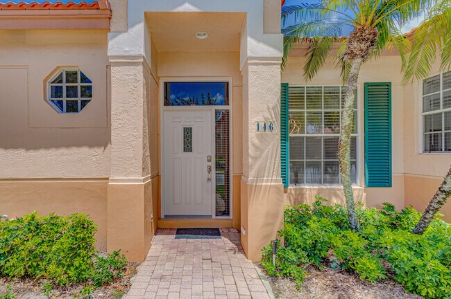 Building Photo - 146 Monterey Pointe Dr