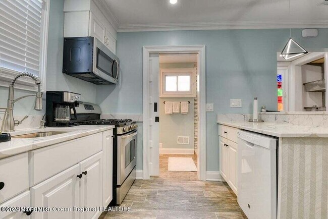 Foto del edificio - 37 Pitman Ave