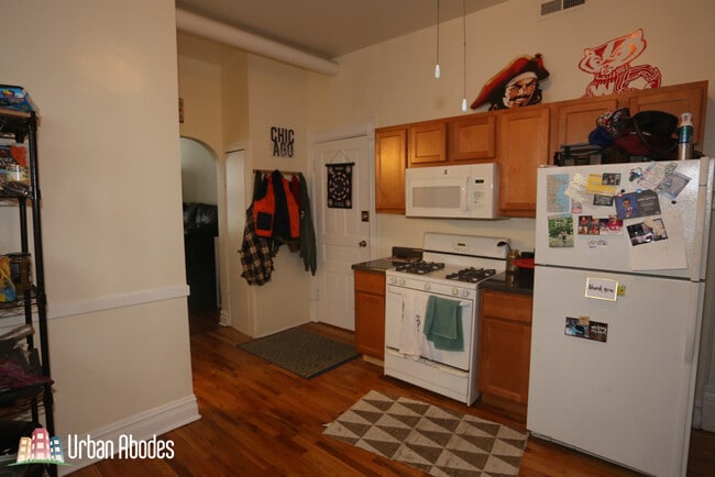 Foto del edificio - 1075 N Hermitage Ave