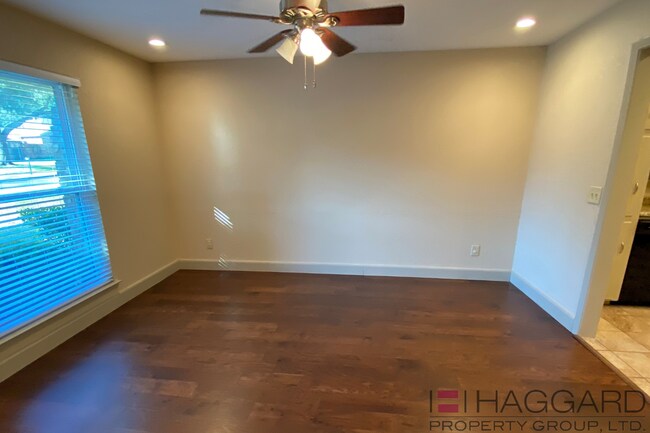 Foto del edificio - Large Updated Plano 4/2+/2 single family h...