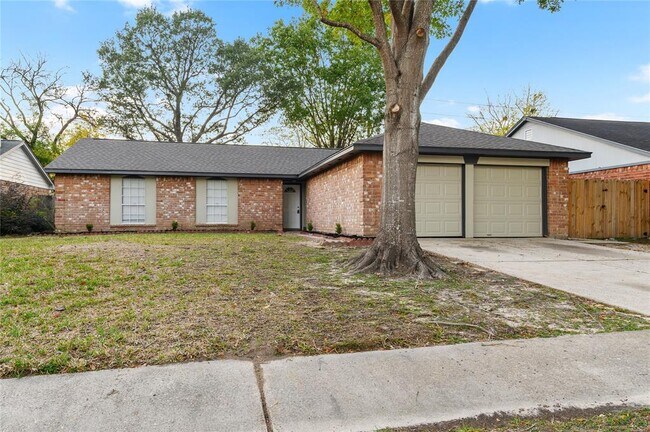 Building Photo - 11407 Bonaparte Dr