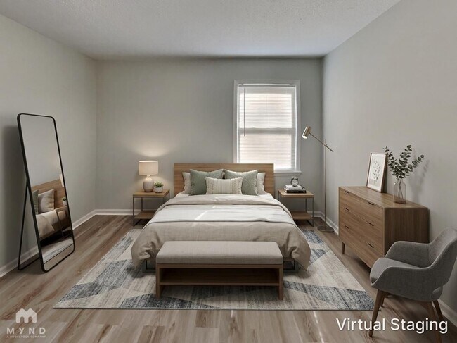 Foto del edificio - 547 Whitethorn Dr