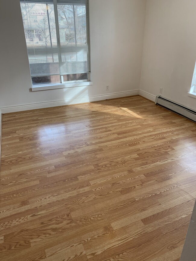 Bedroom 1 - 1039 Grand Ave