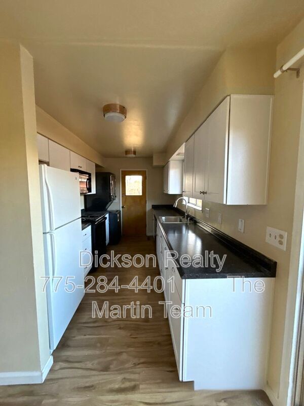 Building Photo - 2070 Holman Way