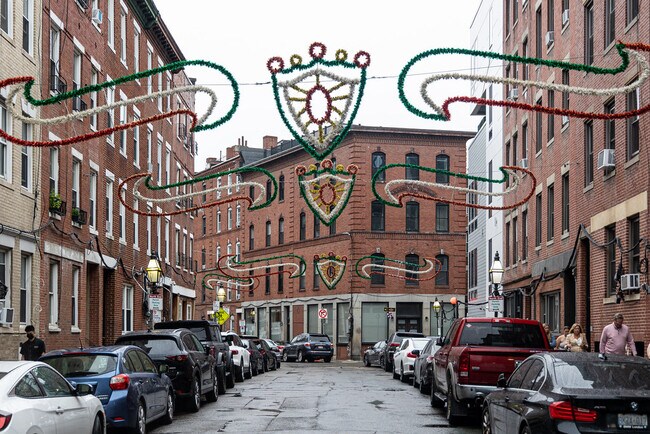 Foto del edificio - 151 Endicott St