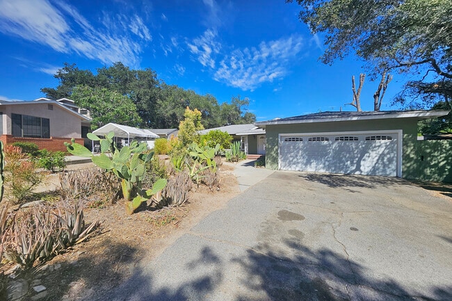 Building Photo - 3700 Glenwood Ave