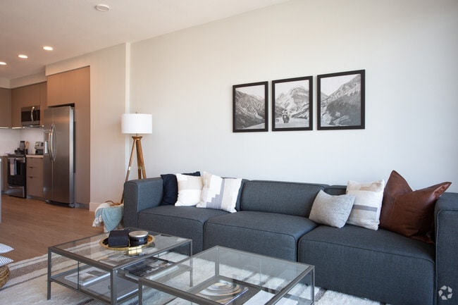 2BR, 2BA-1214 SF - 150 Berendo