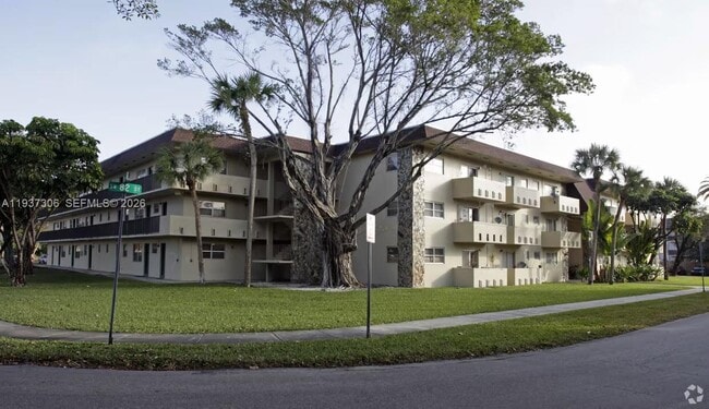 Building Photo - 7505 SW 82nd St