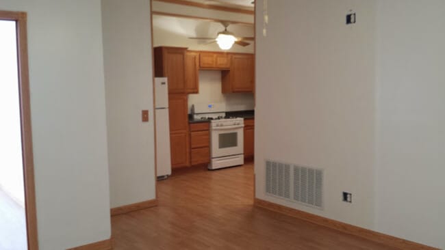 Building Photo - 706 E Water St