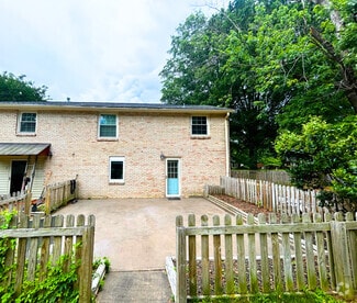 Building Photo - 8070 Esterbrook Dr