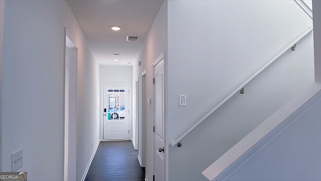 Foto del edificio - 31 Sandstone Dr