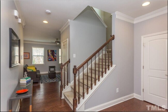 Foto del edificio - Elegant 3BD, 2BA Raleigh Home Near Shoppin...