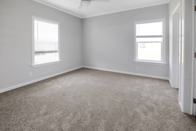 Building Photo - 1451 Whispering Pnes Lp