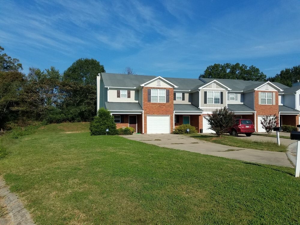 Primary Photo - 101 Princeton Ave