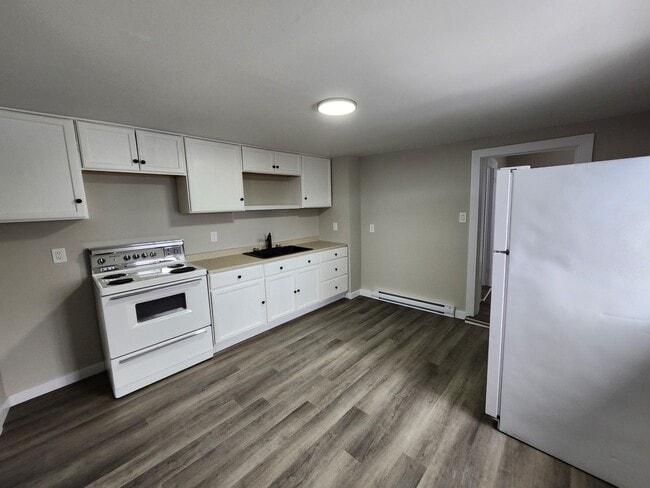 Building Photo - 306 Prince St