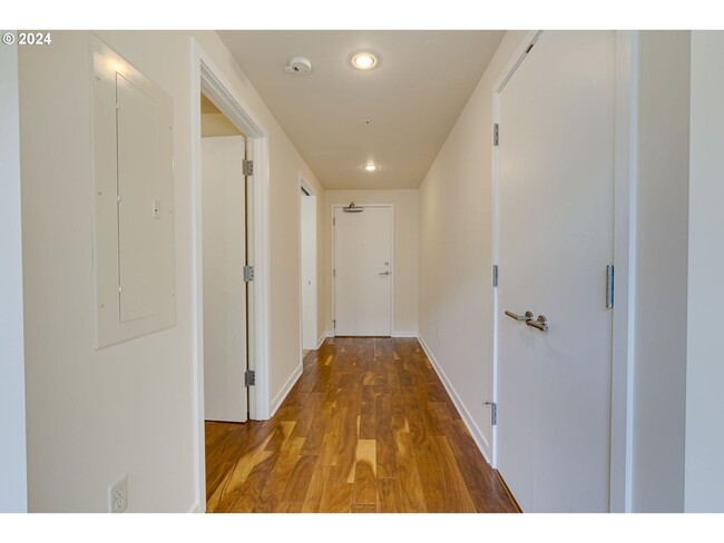 Foto del edificio - Modern Condo in NW District, Portland! On ...