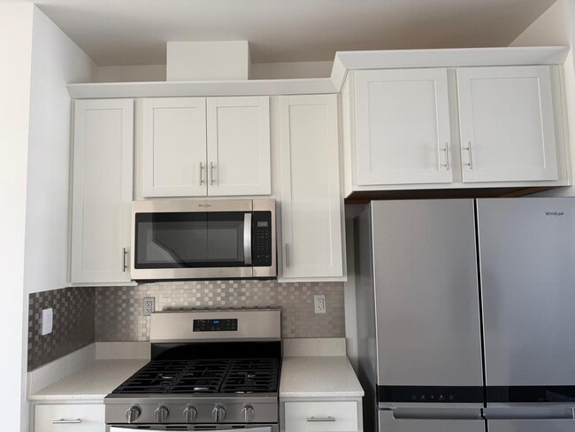 Building Photo - 2167 Yellowstone Blvd