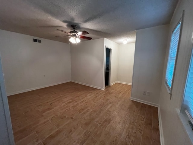 Foto del edificio - 2639 Old Rocky Ridge Rd