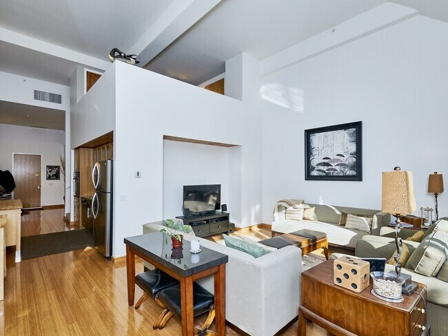 Foto del edificio - 290 Pleasant St