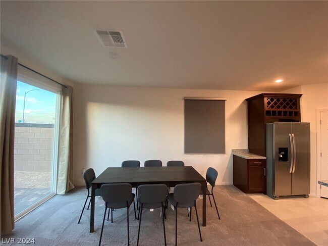 Building Photo - 7022 Bard Ave