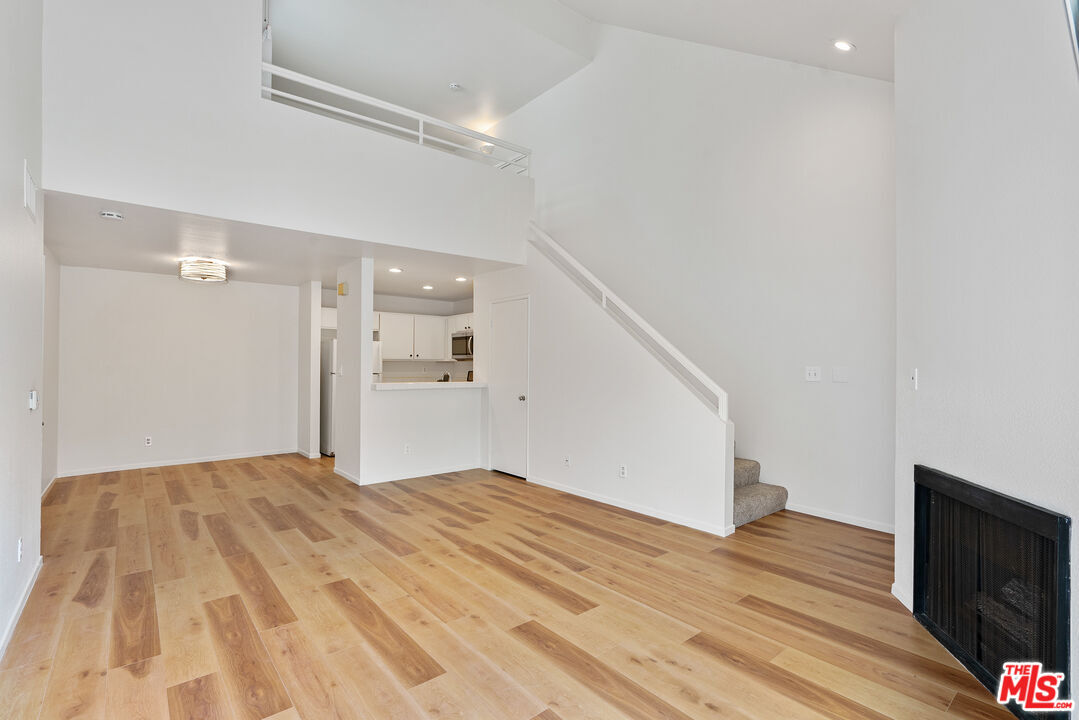 438 E Spruce Ave Unit 141, Inglewood, CA 90301 Room for Rent in