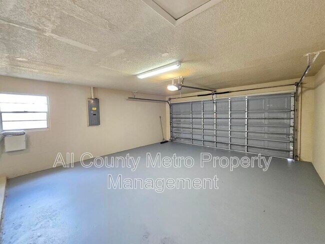 Foto del edificio - 360 Holly Ridge Rd