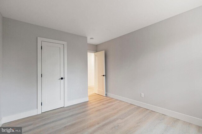 Foto del edificio - 176 W King St