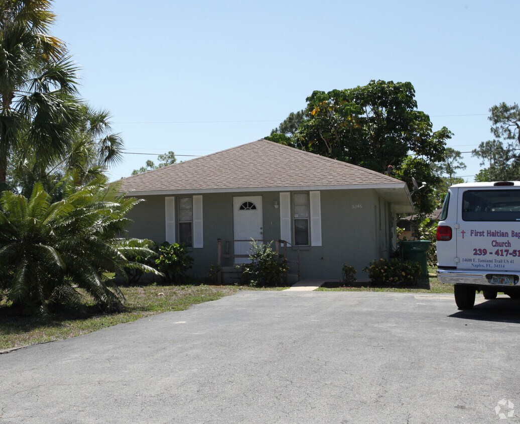 Building Photo - 5246 Johns St