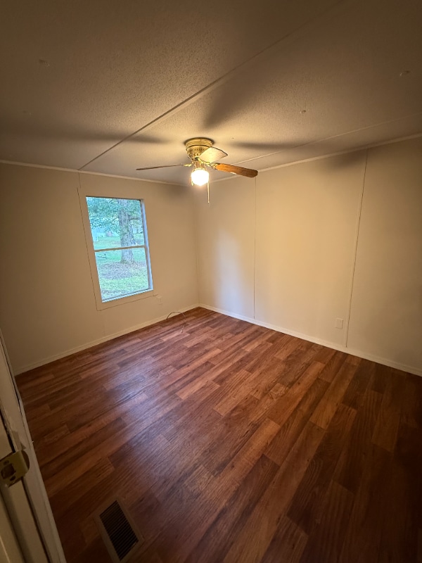 Building Photo - 0 Acorn Village Ln