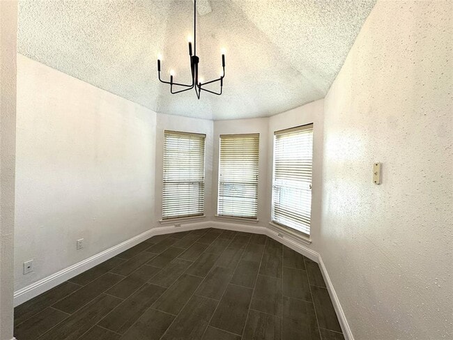 Building Photo - 4422 Waterfall Way