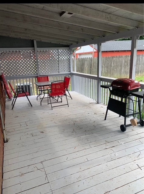 Foto del edificio - 2004 Oak Ave