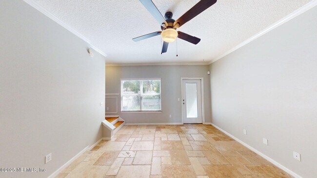 Foto del edificio - 419 Southern Branch Ln