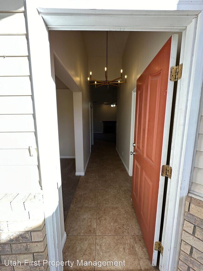 Foto del edificio - 4 br, 2 bath House - 1175 S 1350 E