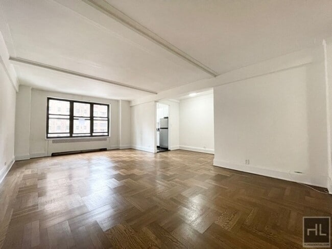 Building Photo - EAST 38 STREET