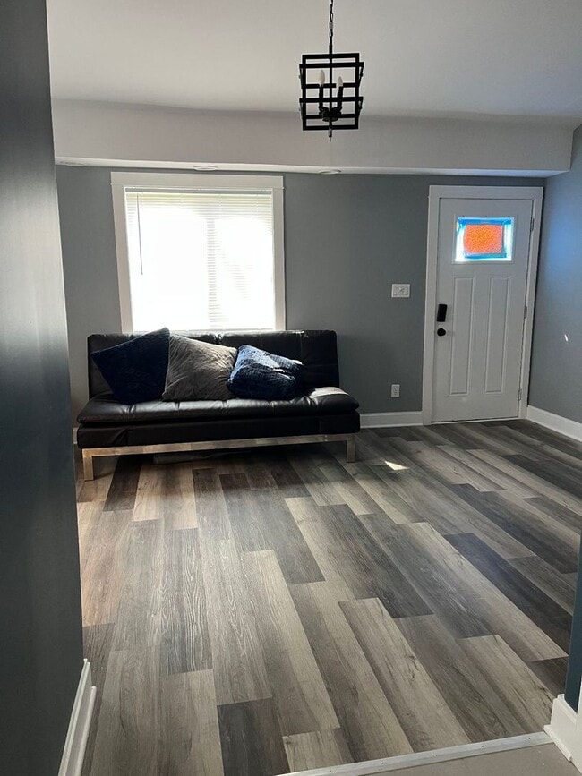 Building Photo - Amazing Deck at this 2 Bed 1.5 Home