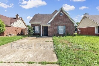 Building Photo - 2932 Churchwell Dr