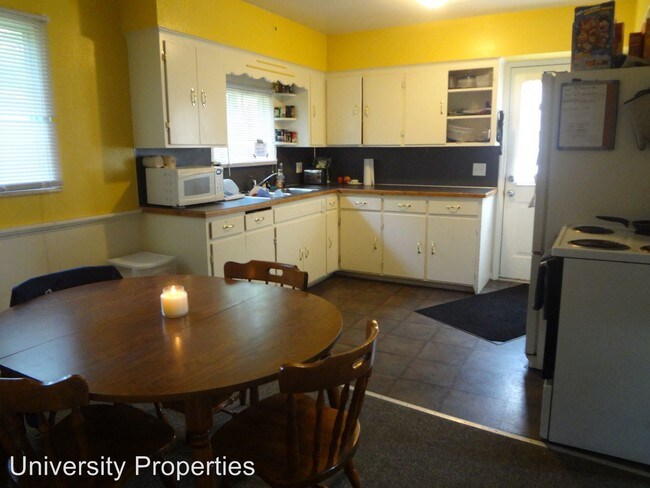 Foto del edificio - 5 br, 3 bath Room For Rent - 1115 Secor