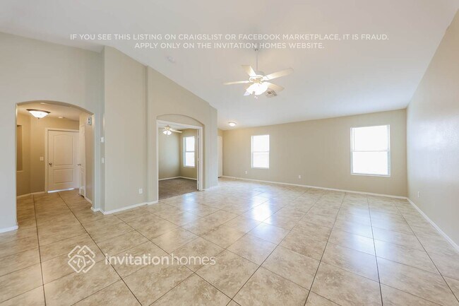 Foto del edificio - 11825 W Maui Ln