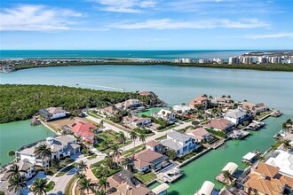 Building Photo - 911 Giralda Ct