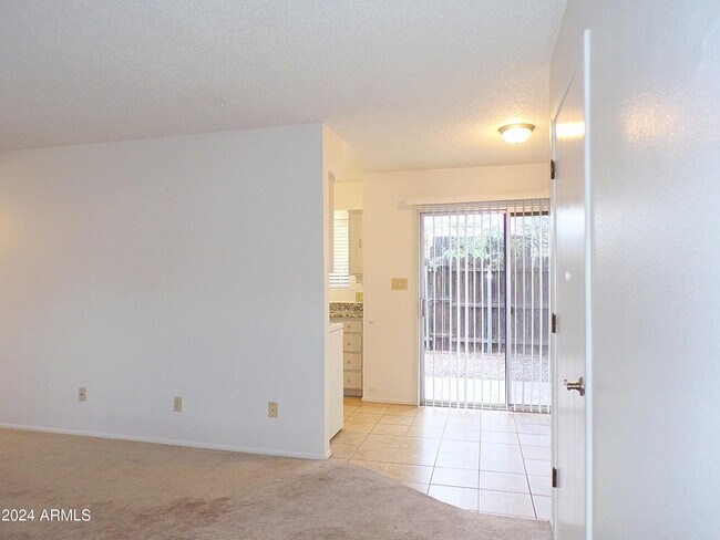 Building Photo - 1205 Plaza Maria Plz