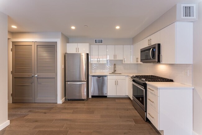 Foto del edificio - 241 Hanover St