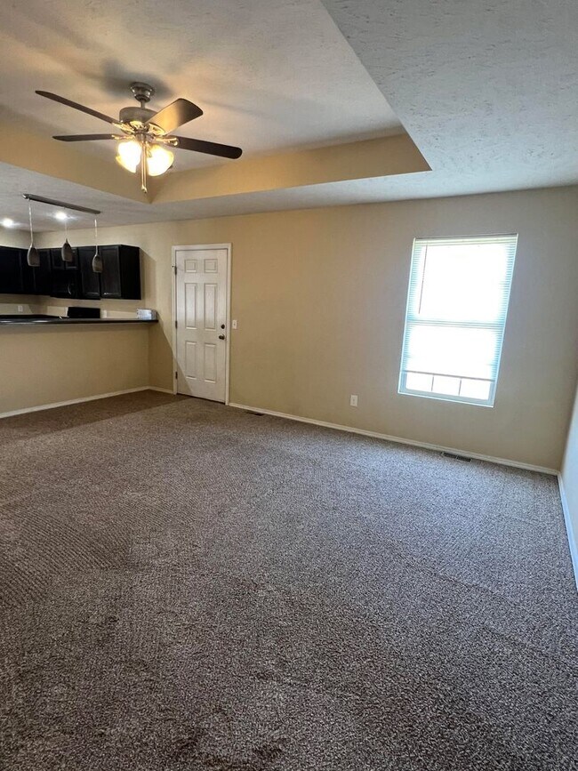 Foto del edificio - COMING SOON: Beautiful 3 bedroom / 2 bathroom house in Joplin Mo close to Missouri Southern with ...
